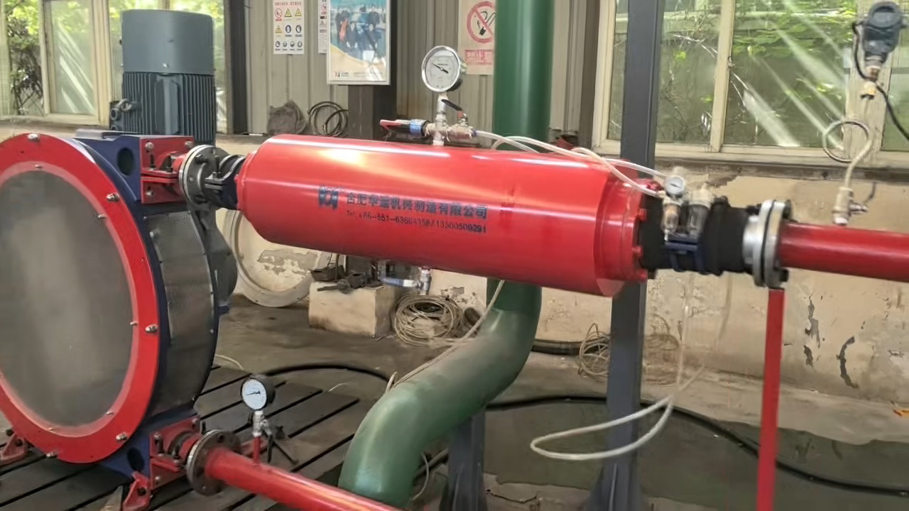 軟管泵應(yīng)用華運(yùn)平波器和非應(yīng)用平波器的脈動(dòng)對(duì)比